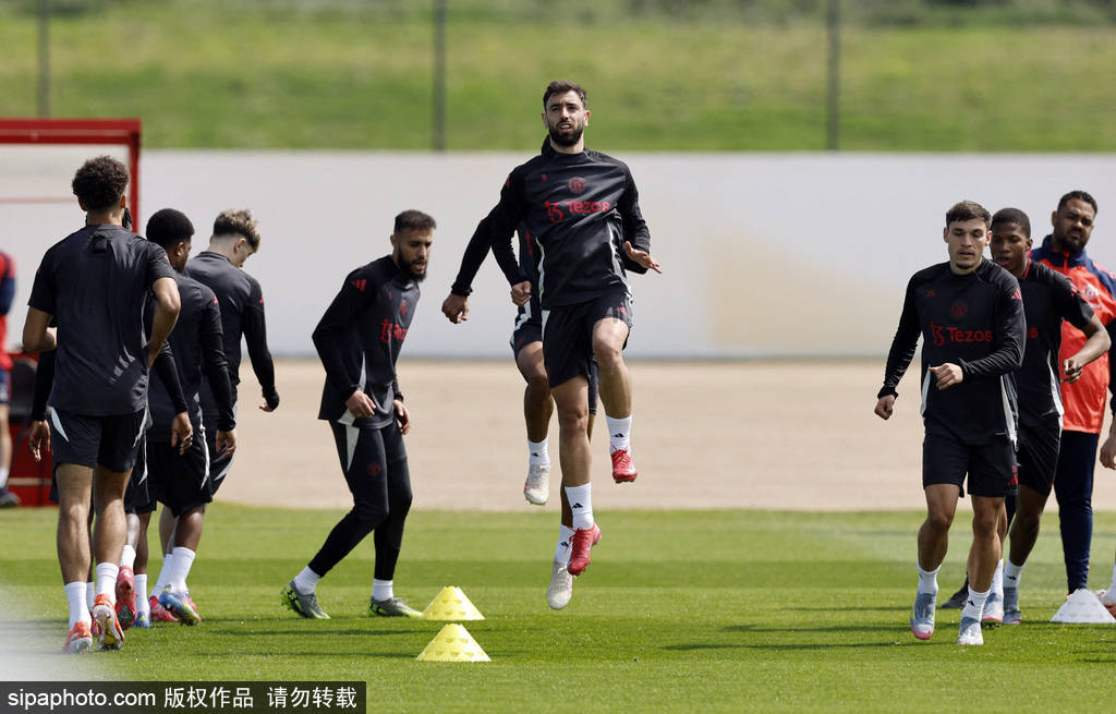 曼联£170.5m豪购后的梦幻阵容：重建之路能否成功？