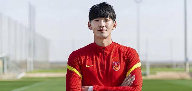 上港两大主力官宣离队留洋！将转会五大联赛追随法甲名帅，孙祥劝说未果